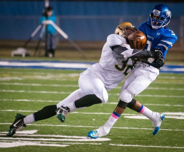 South Lakes Football/Photo by Mike Heffner, Vita Images