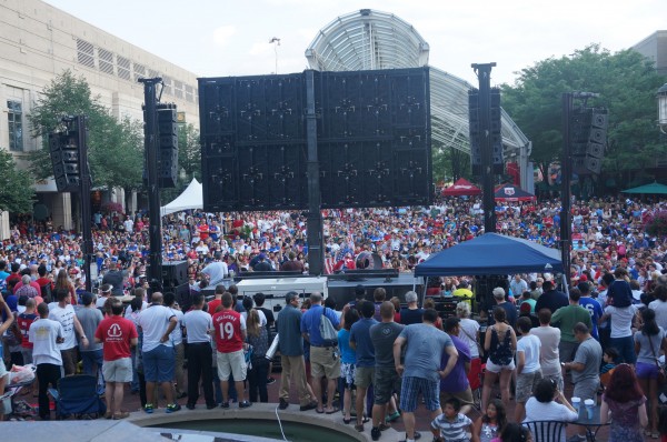 Giant crowd watches USA vs. Portugal in World Cup Sunday