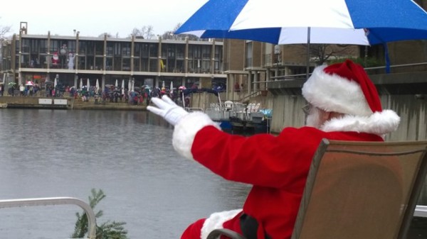 Santa arrives by boat at Jingle on Lake Anne/Credit: Ken Knueven via Facebook